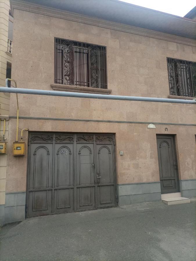 Hero Hostel Jereván Kültér fotó